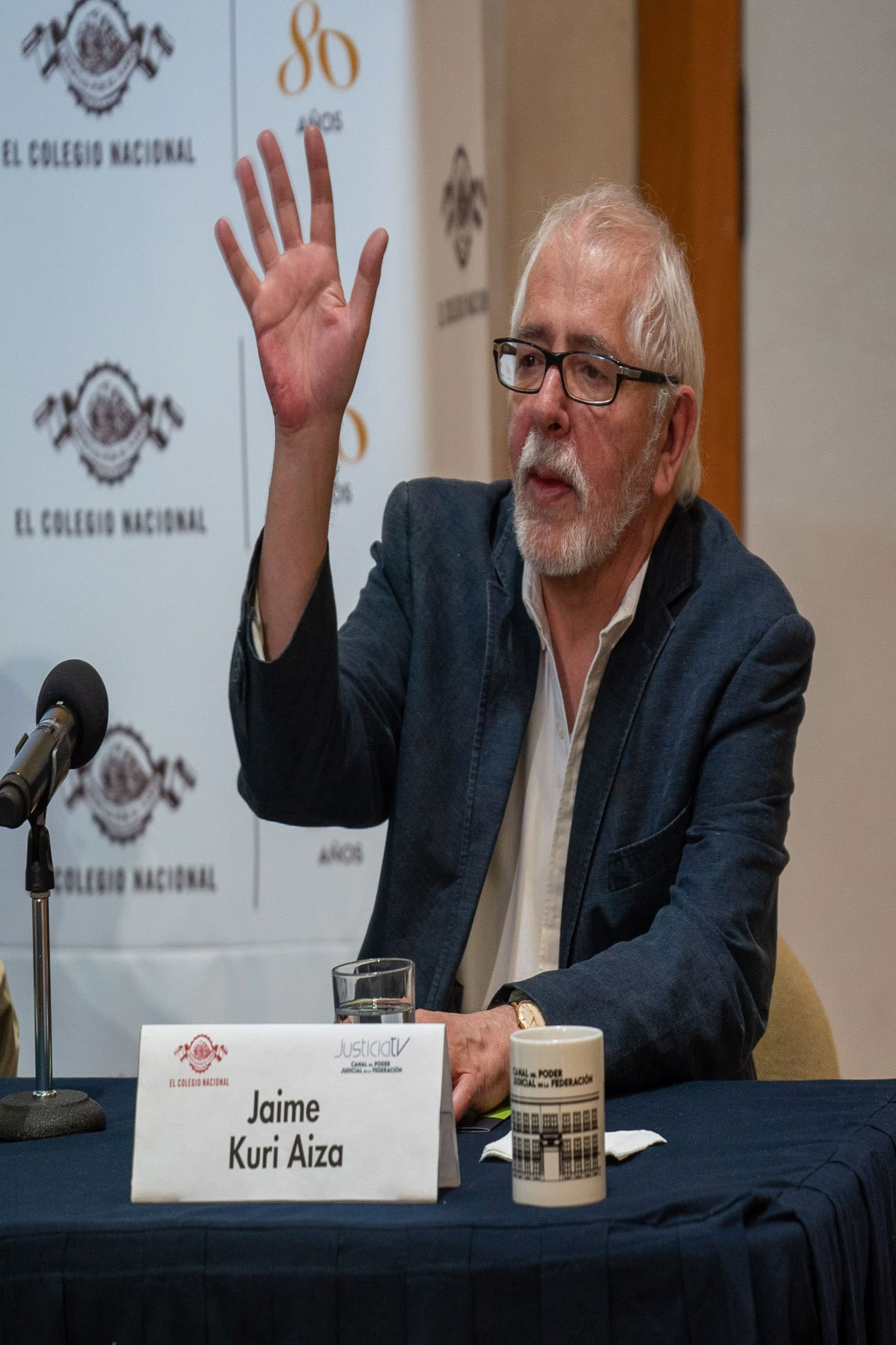 Jaime Kuri Aiza backdrop