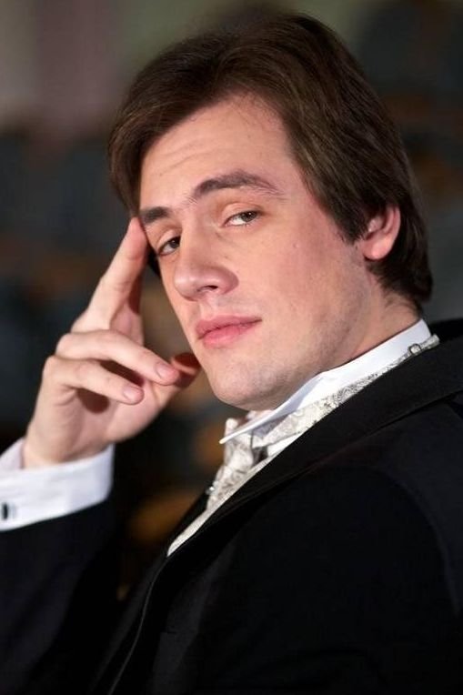 Danila Dunaev backdrop