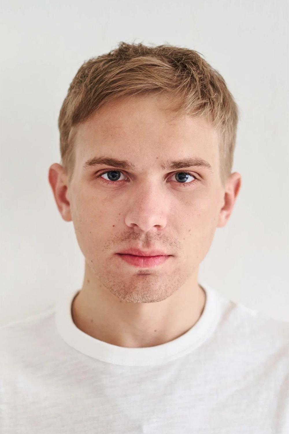 Ilja Malanin backdrop