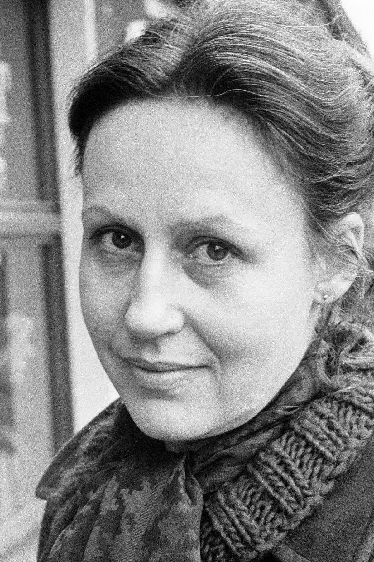 Gisela Stein backdrop