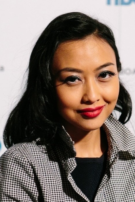 Aimee Saras backdrop