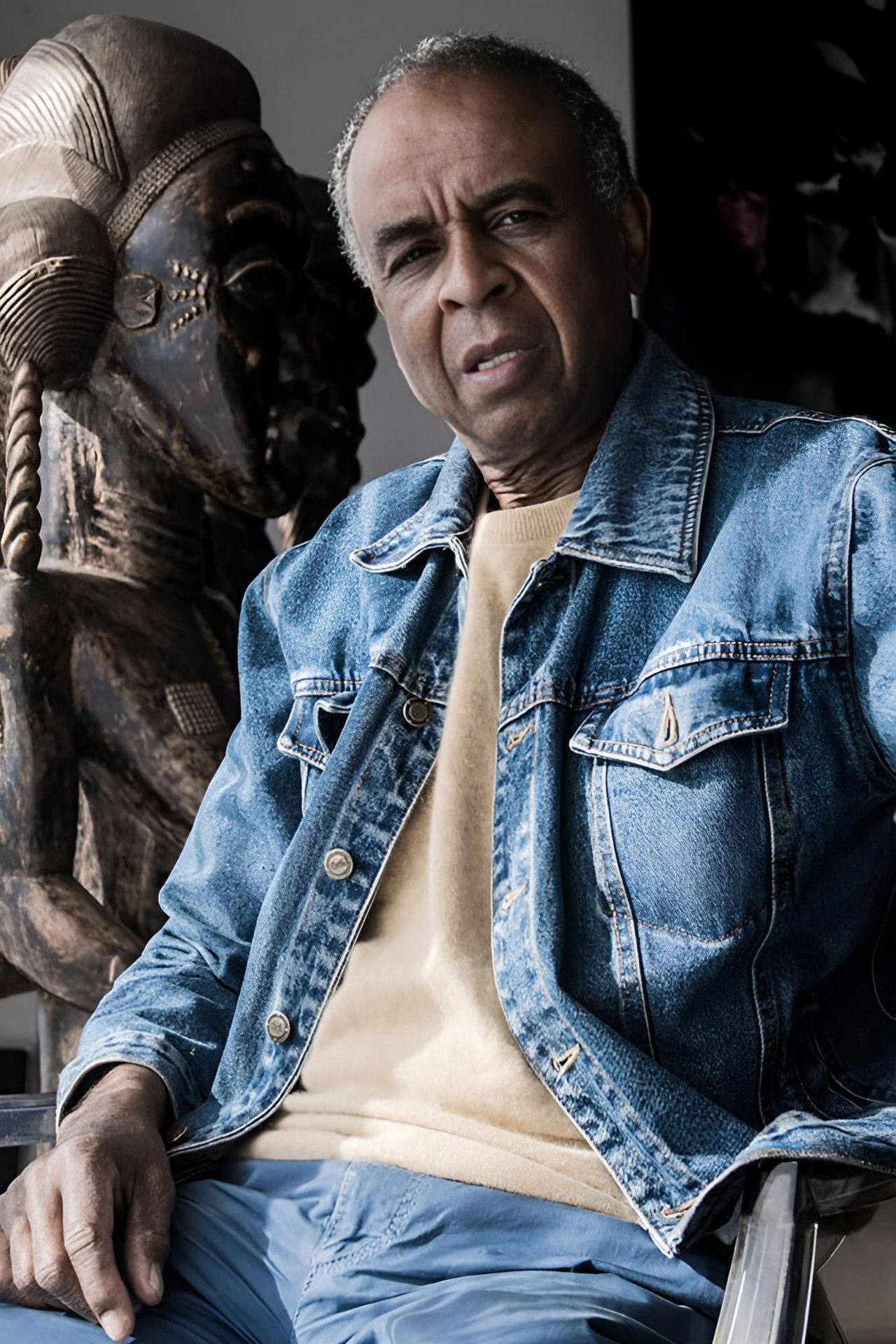 Mohammed Soudani backdrop