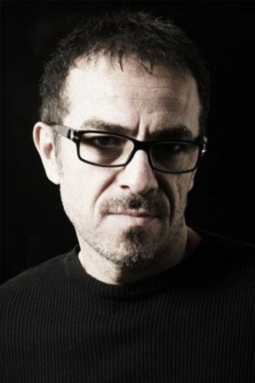 Nezih Ünen backdrop