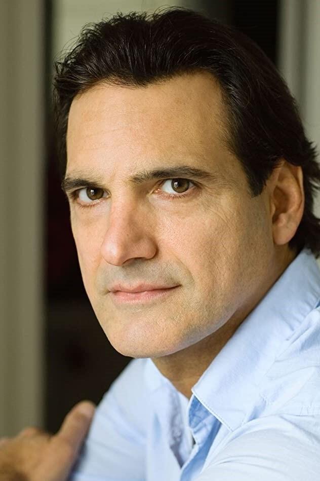 Matte Osian backdrop