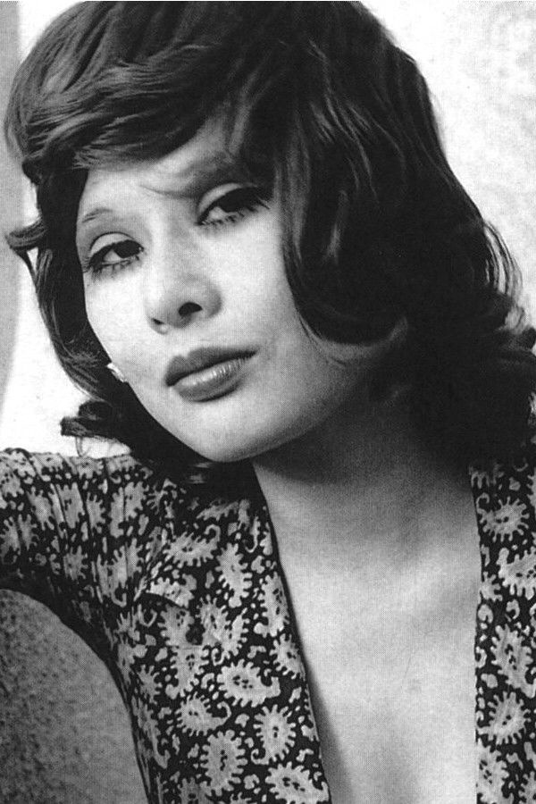 Izumi Suzuki: Izumi Suzuki backdrop