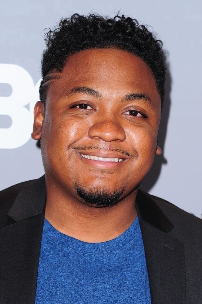 Julito McCullum backdrop