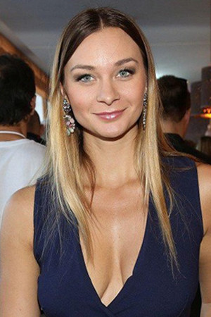 Barbora Mottlová backdrop