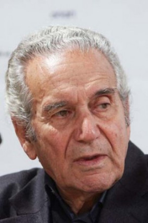 Manos Zacharias backdrop