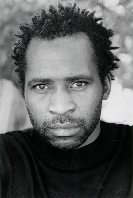 Steve White: Stiv Uajt backdrop