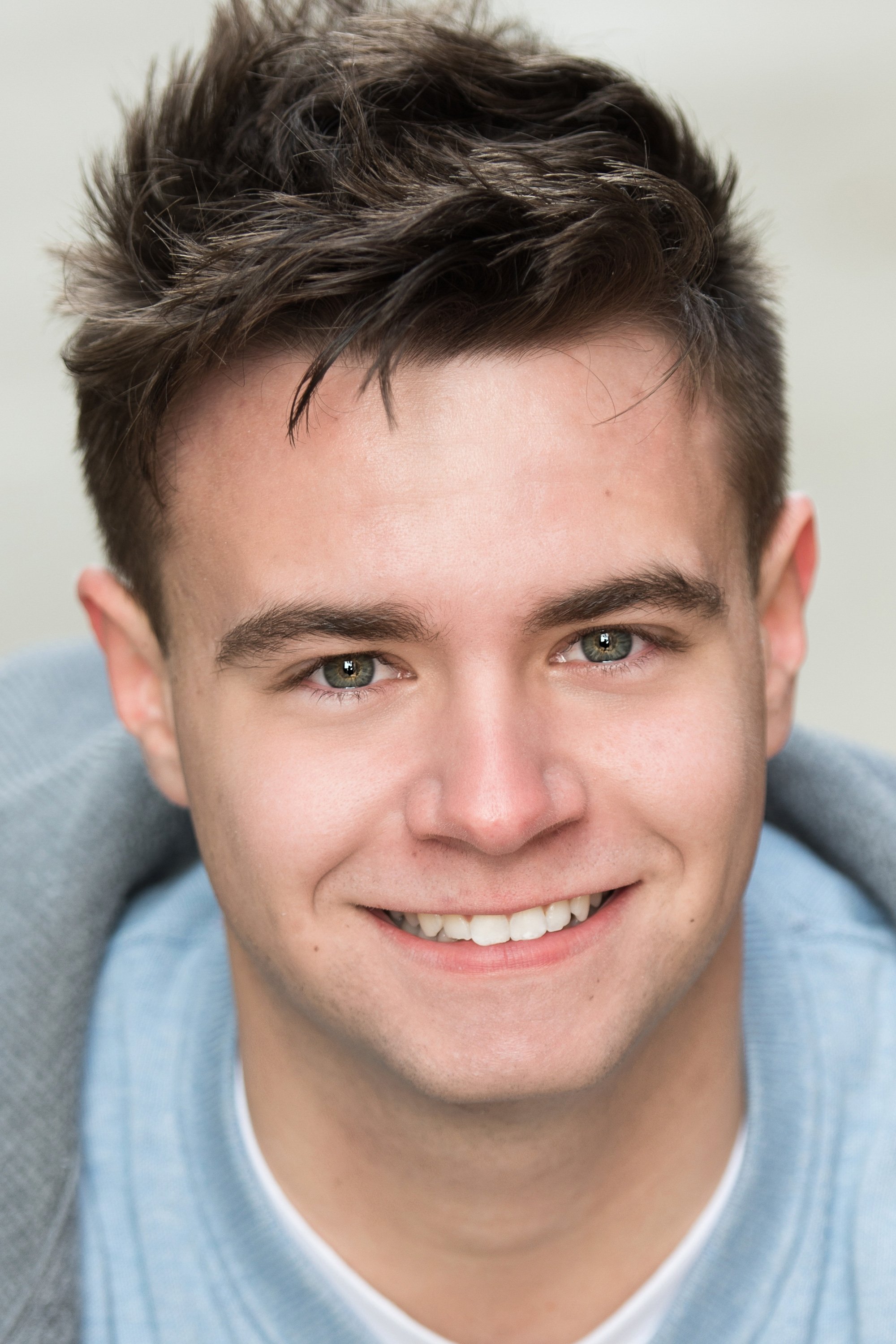 Tyler Riley backdrop