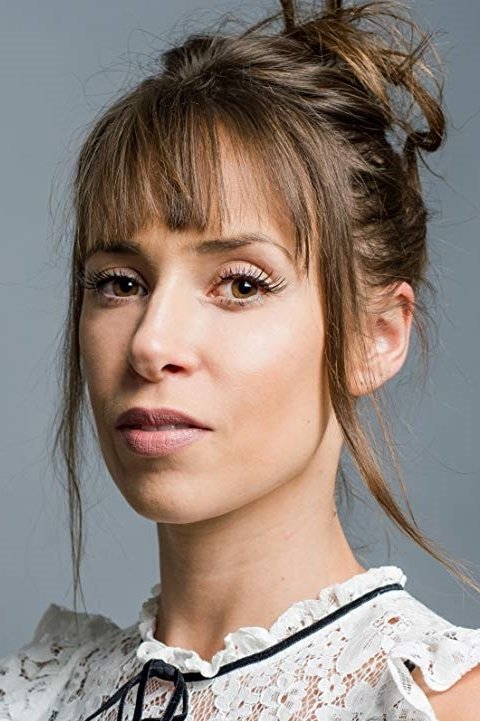 Candis Nergaard backdrop