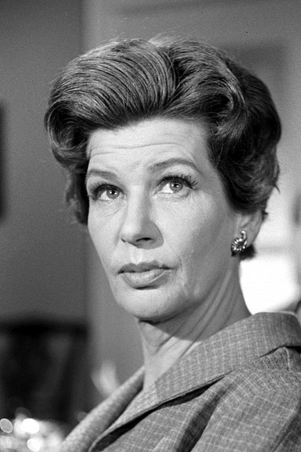 Elżbieta Osterwa backdrop