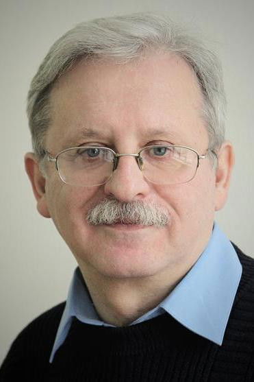 Roman Shyrman backdrop