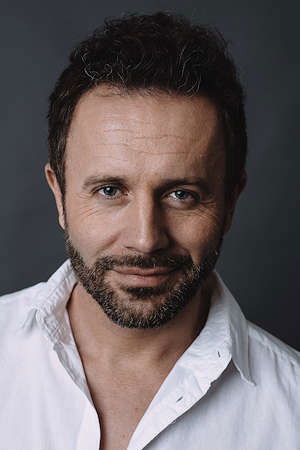 Przemysław Cypryański backdrop