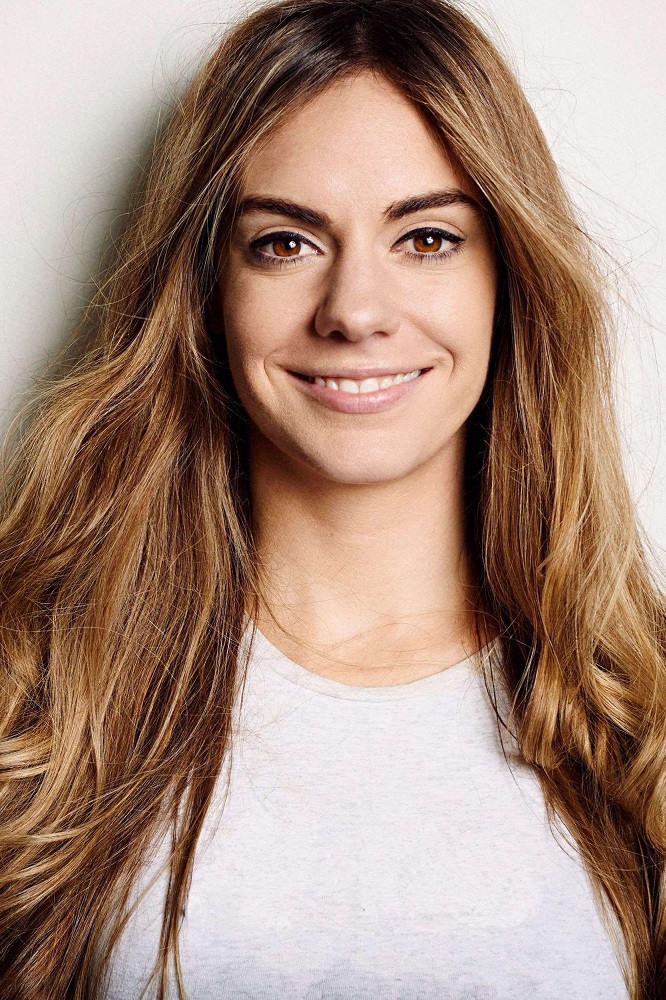 Ashley Avci backdrop