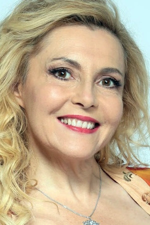 Elizabeth Vidal backdrop