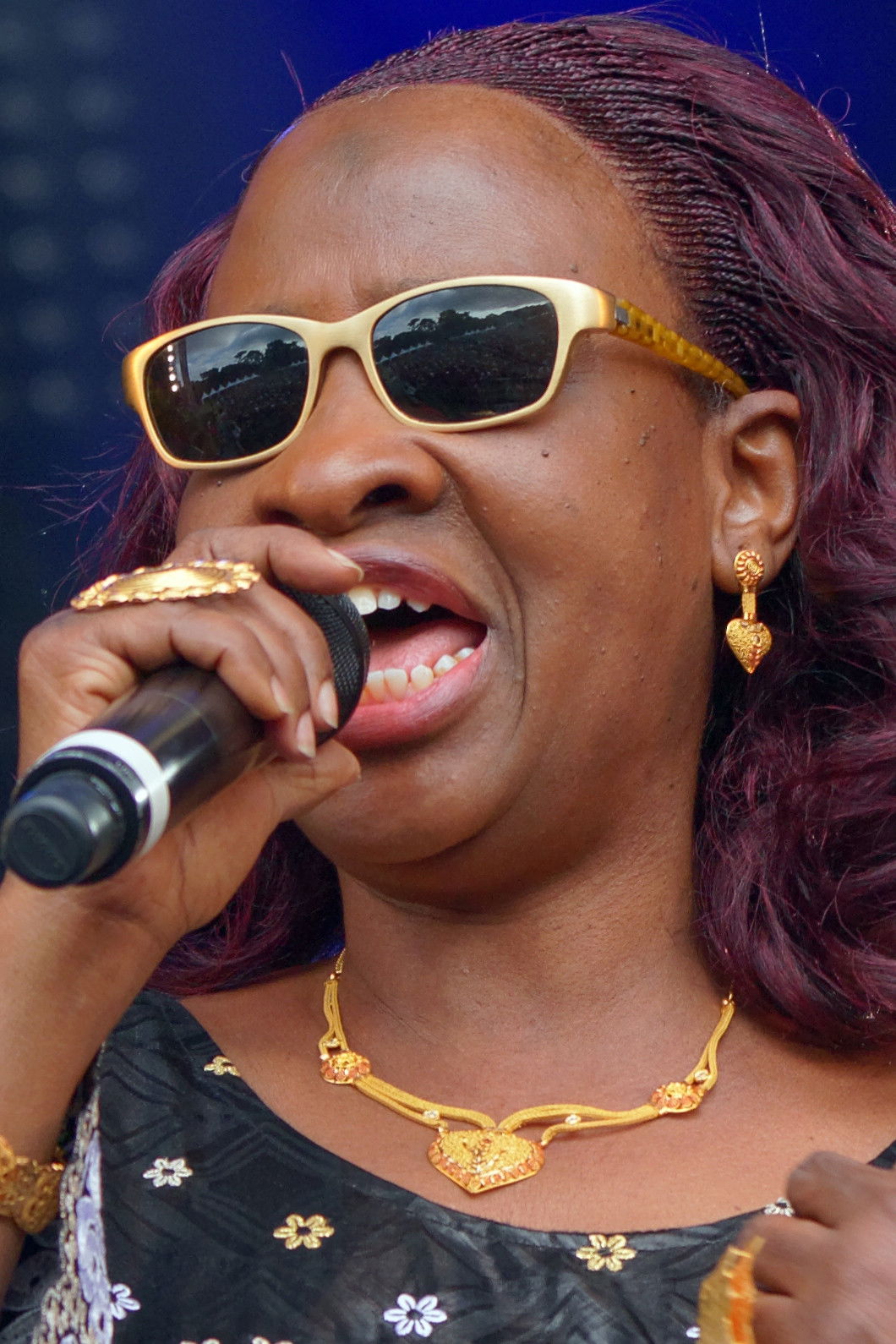 Mariam Doumbia backdrop