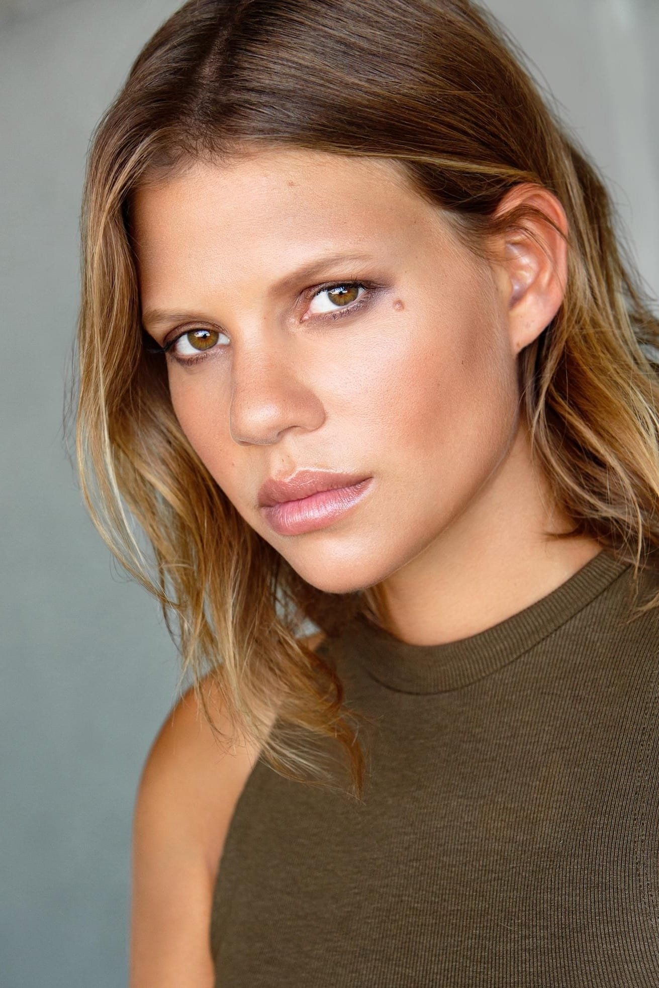 Alex Sturman backdrop