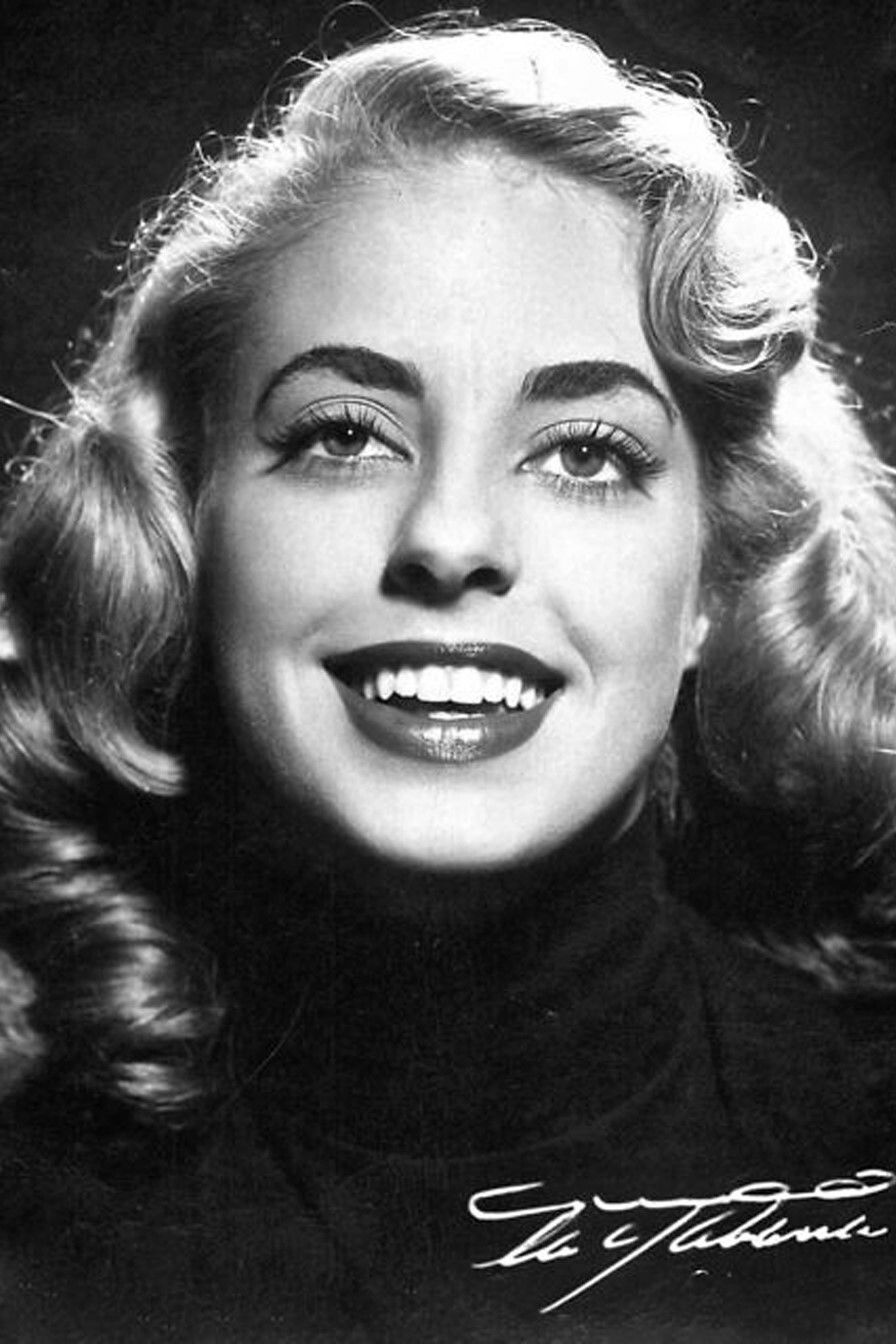 Raquel Bardisa backdrop