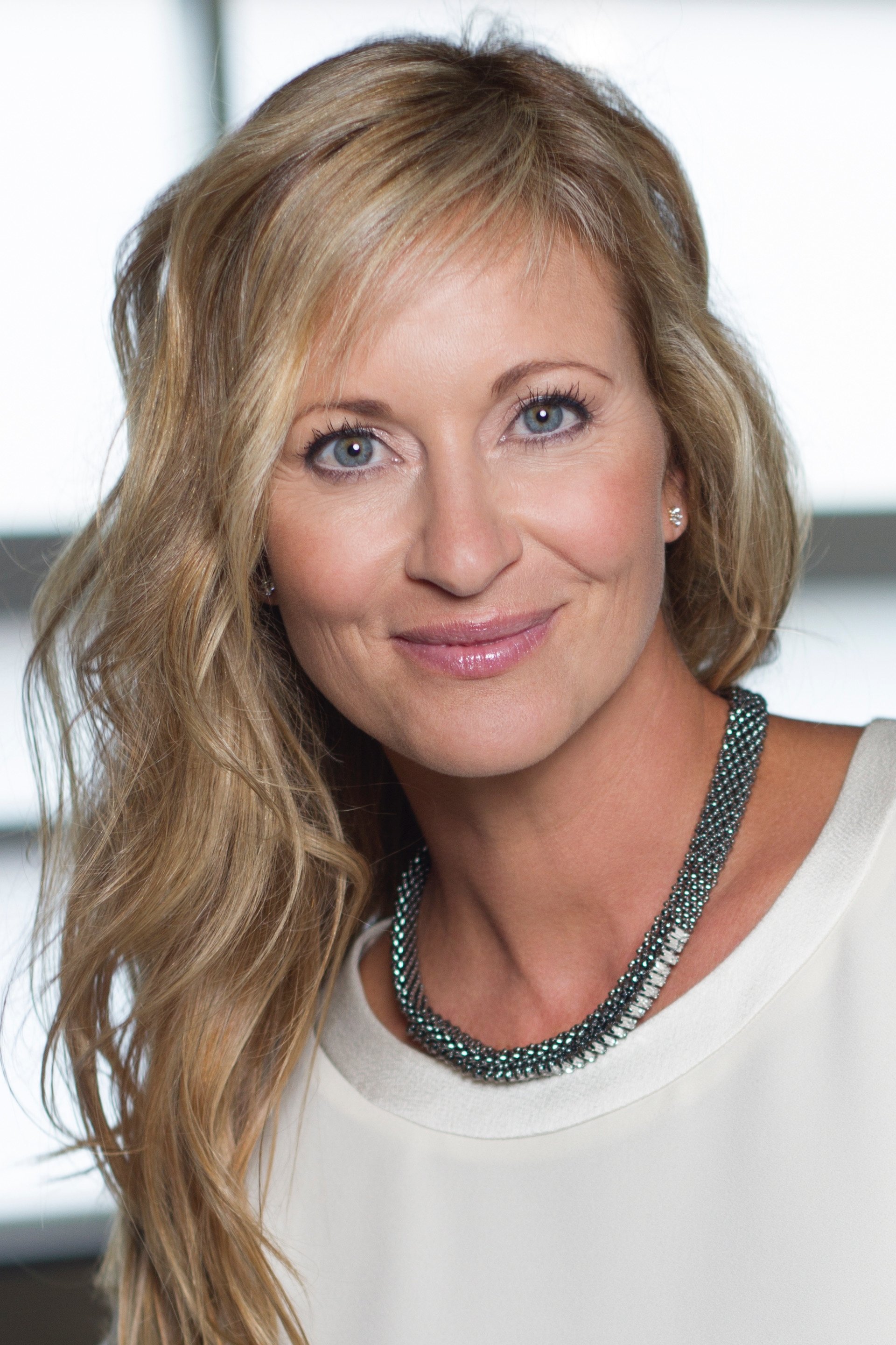 Clodine Desrochers backdrop