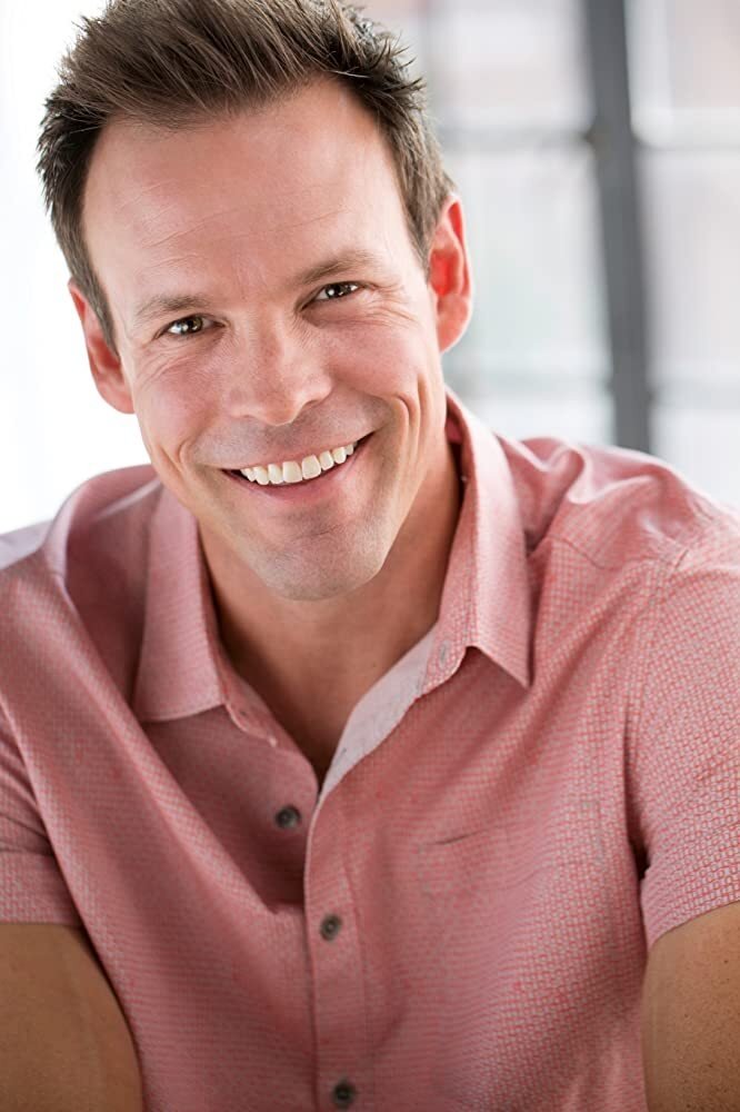 Darren Kennedy backdrop