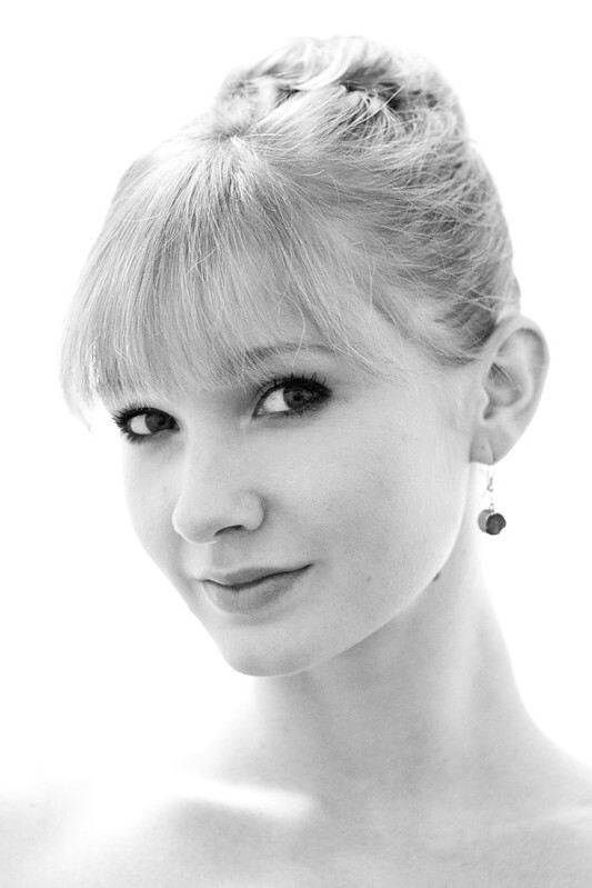 Melissa Hamilton backdrop