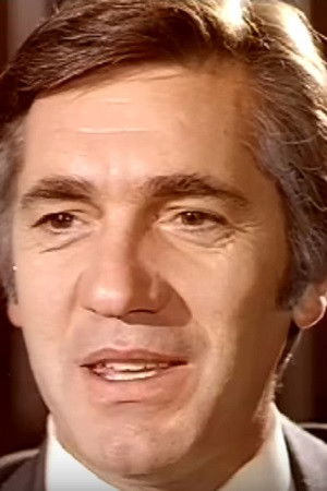 Giorgos Siskos backdrop