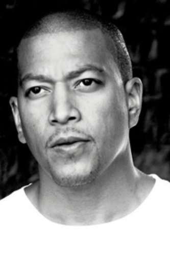 Maurice Lee backdrop