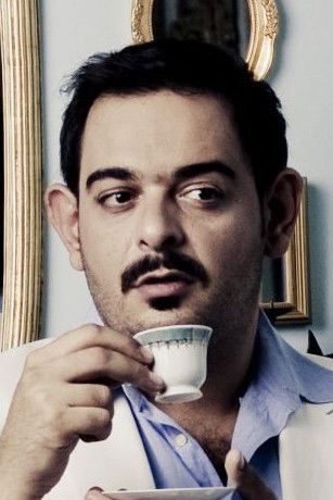 Christos Moustakas backdrop