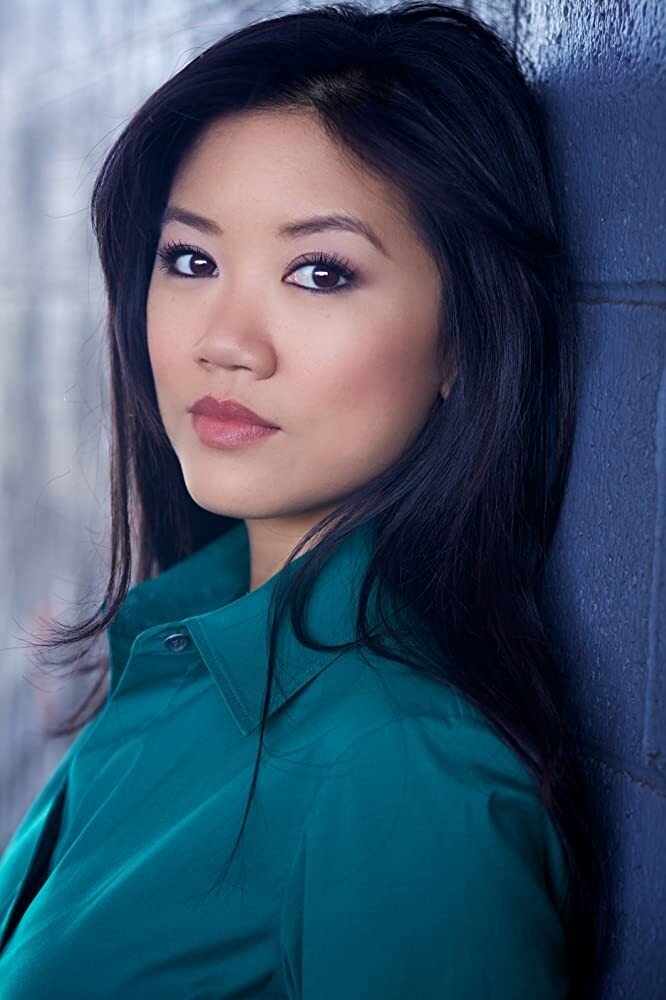 Steffinnie Phrommany backdrop