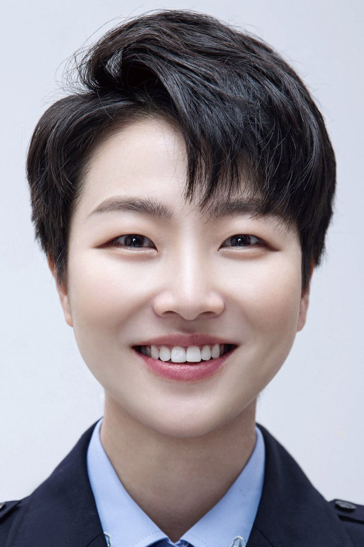 Jiang Shengnan backdrop