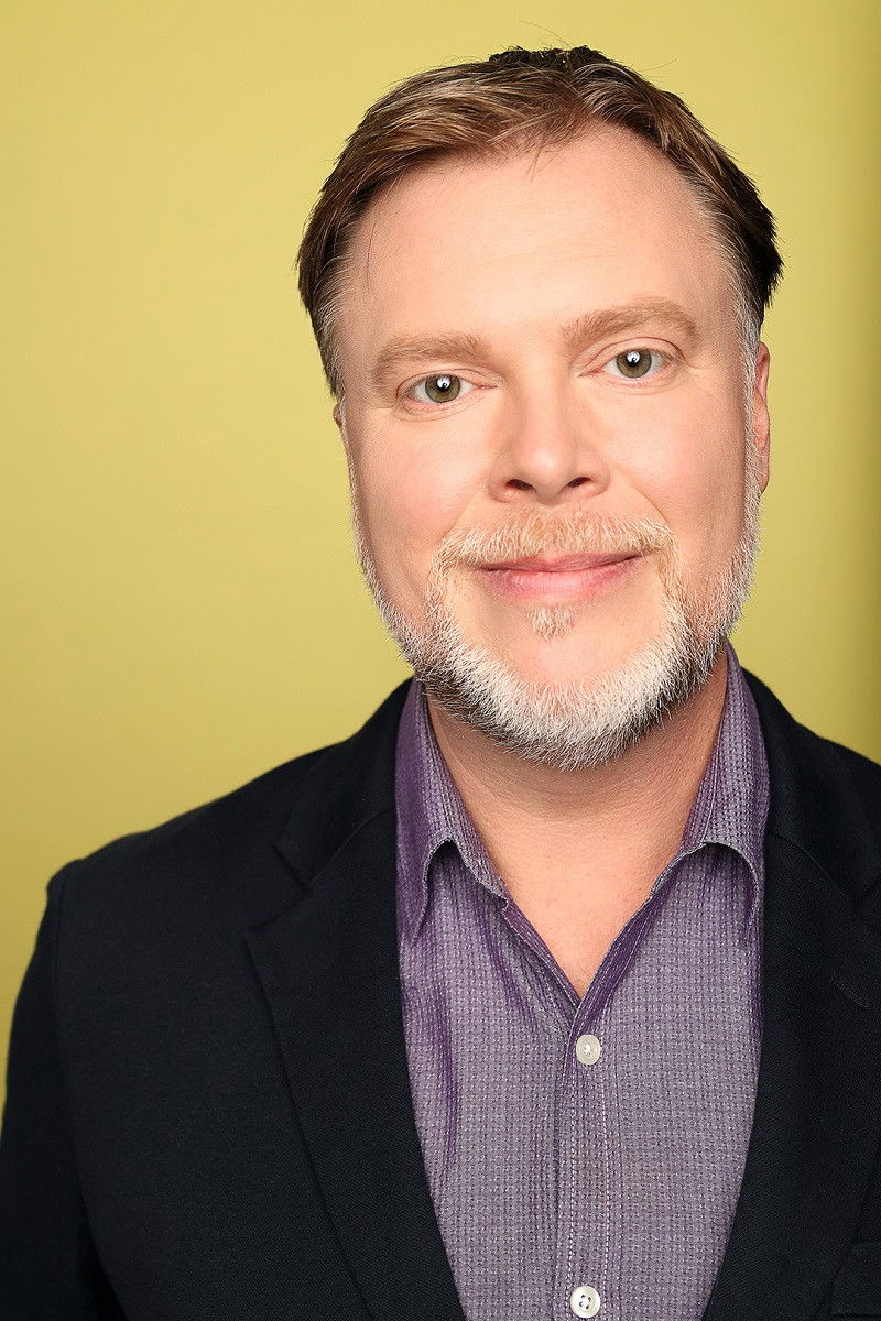 Nicholas Thurkettle backdrop