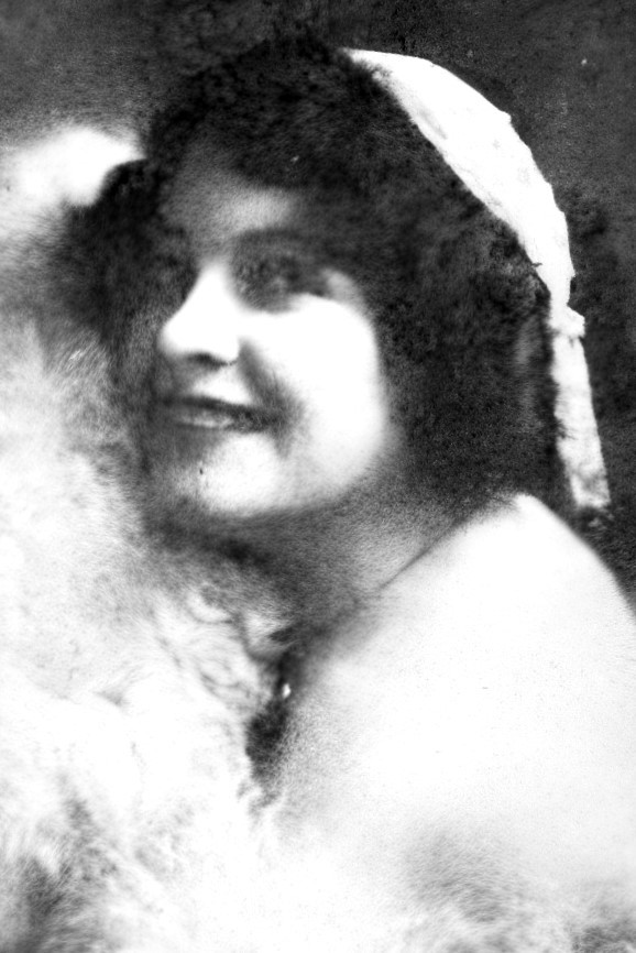 Edythe Sterling backdrop