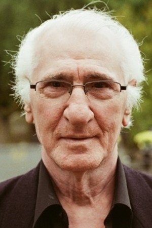 Zackaria Hashemi backdrop