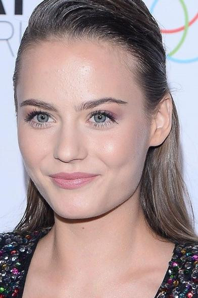 Katarzyna Sawczuk backdrop