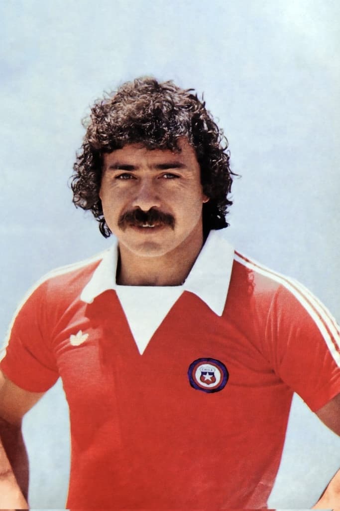 Carlos Caszely backdrop