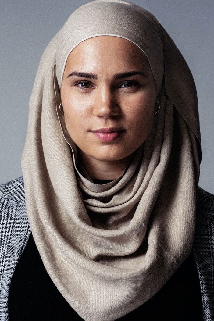 Iman Meskini backdrop