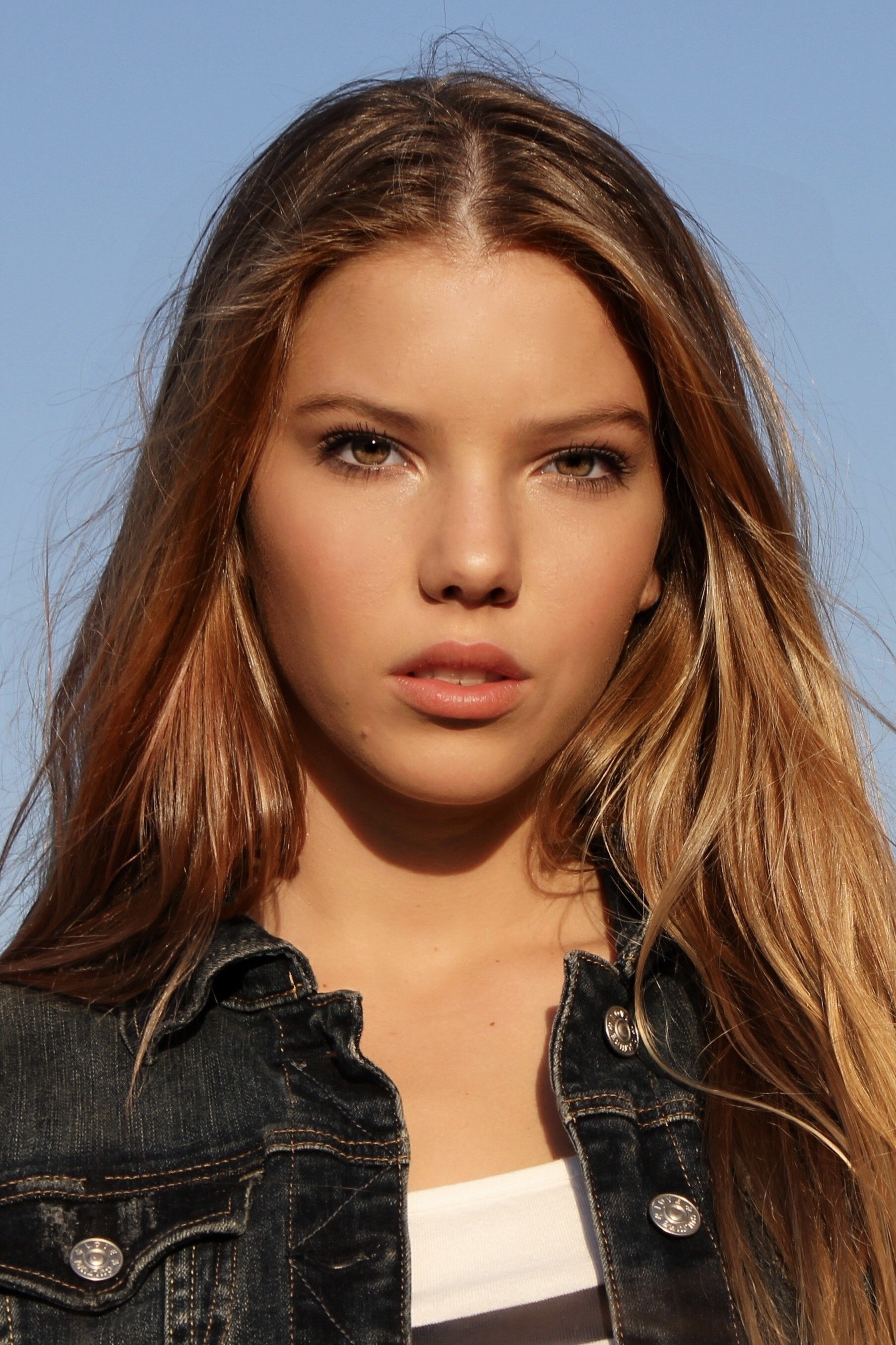 Veronika Bonell backdrop