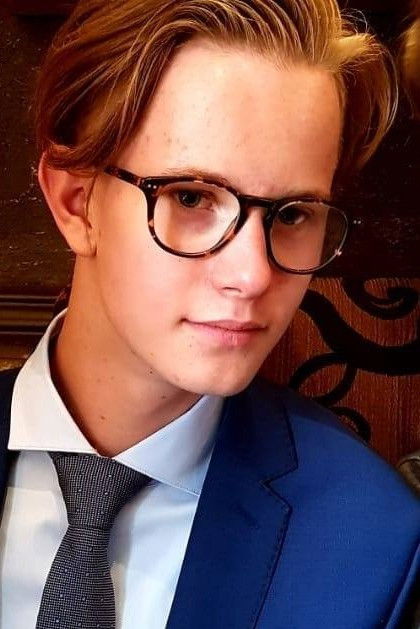 Hugo Soosaar backdrop