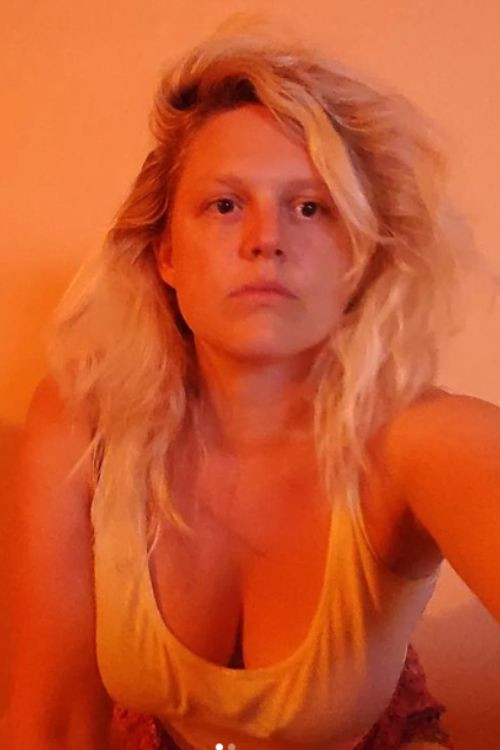 Tine Cartuyvels backdrop