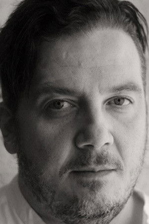 Víctor Hugo backdrop