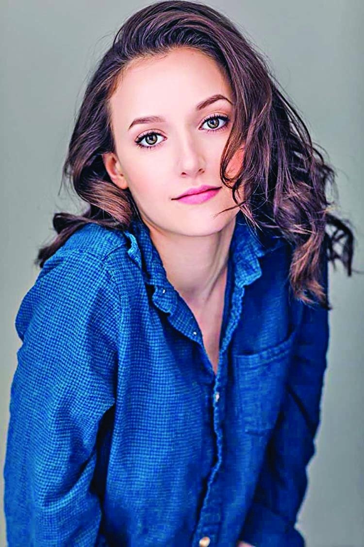 Olivia Nikkanen → Olivija Nikkanen backdrop