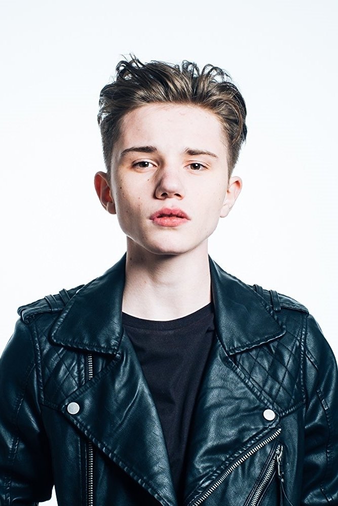 Zak Sutcliffe backdrop