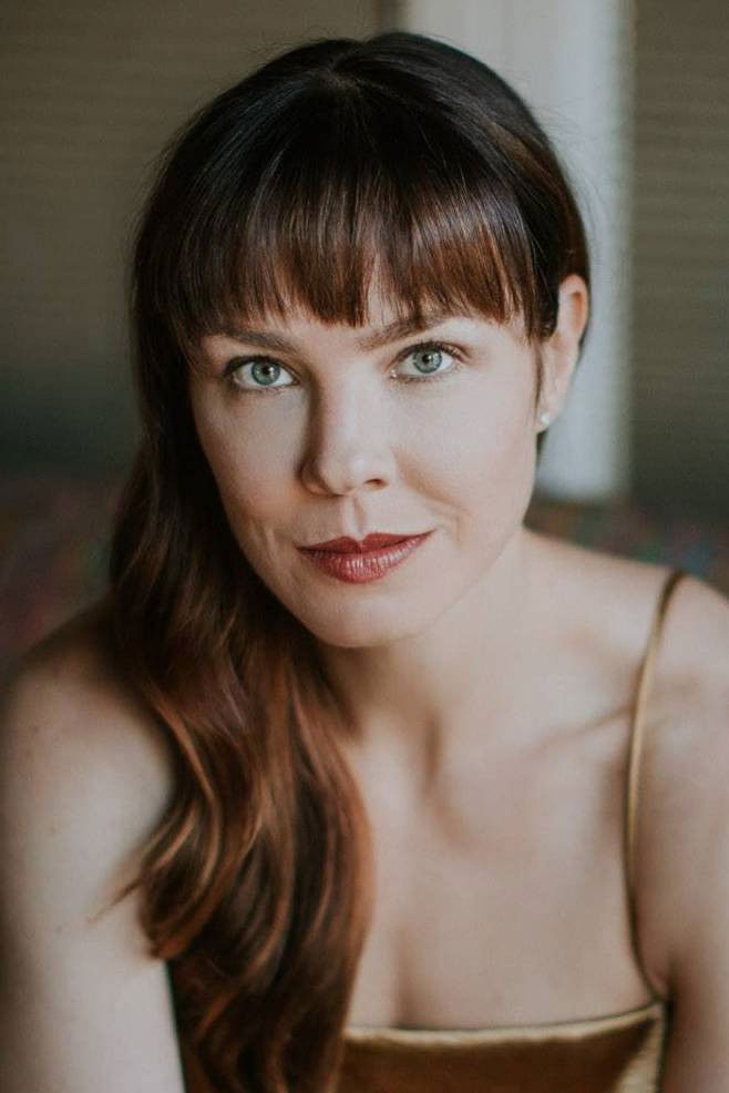 Julia Farrell backdrop