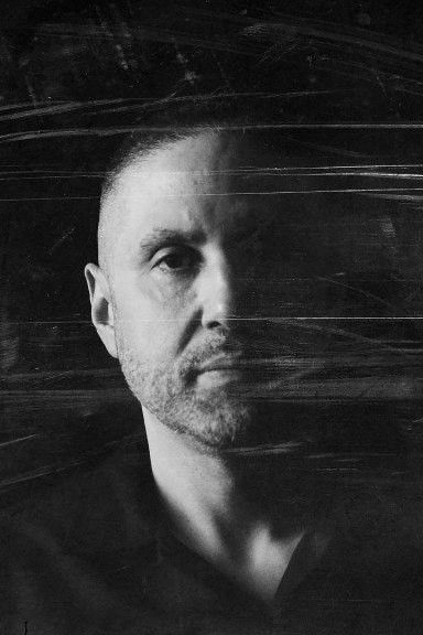 Alex Colonna backdrop