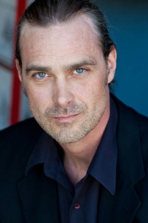 Sven Holmberg backdrop