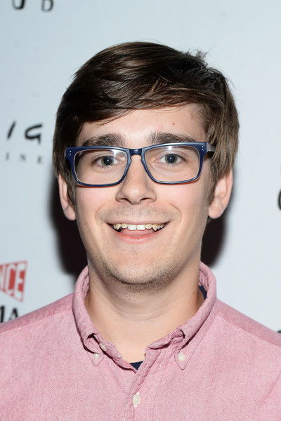 Robert G. Putka backdrop