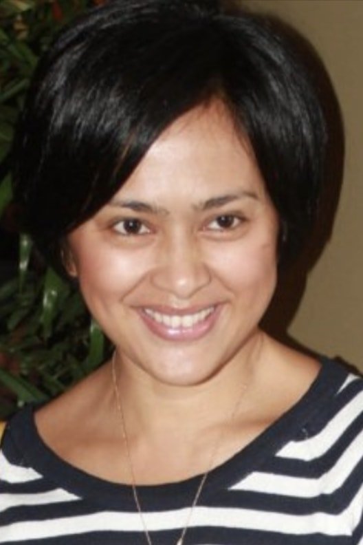 Sarah Sechan backdrop