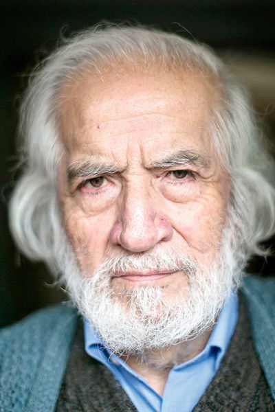 Gabriel Salazar backdrop