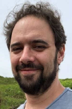 Nicolas Bouvet backdrop